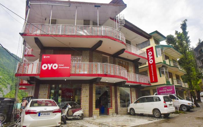 OYO 4751 Hotel Akashdeep