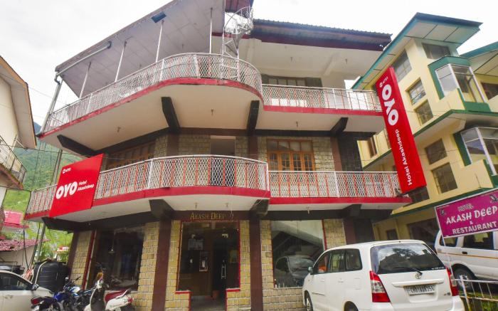 OYO 4751 Hotel Akashdeep