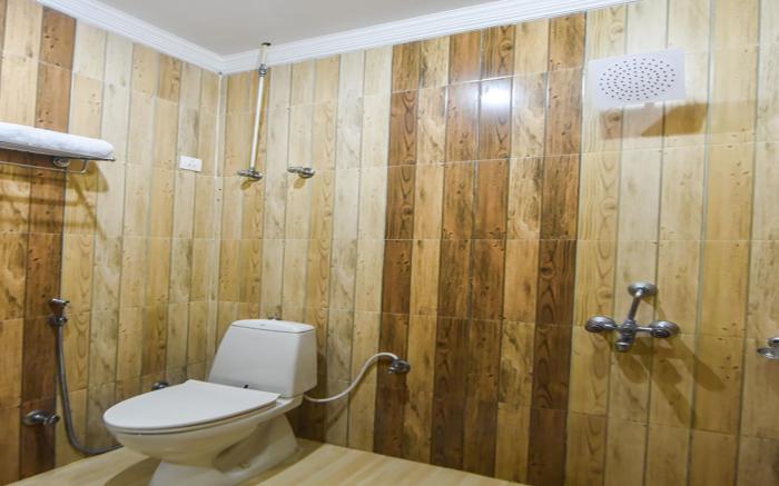 OYO 4751 Hotel Akashdeep