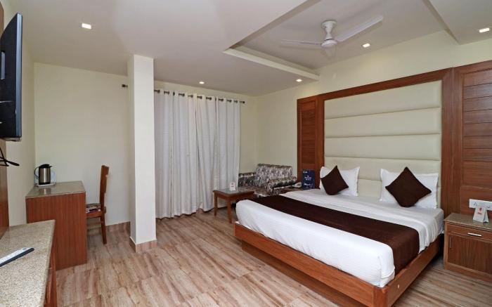 OYO 13908 Hotel India