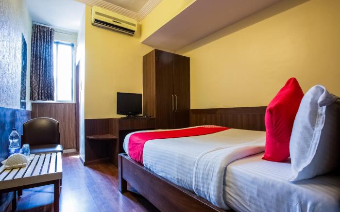 OYO 1743 Hotel Neelkiran