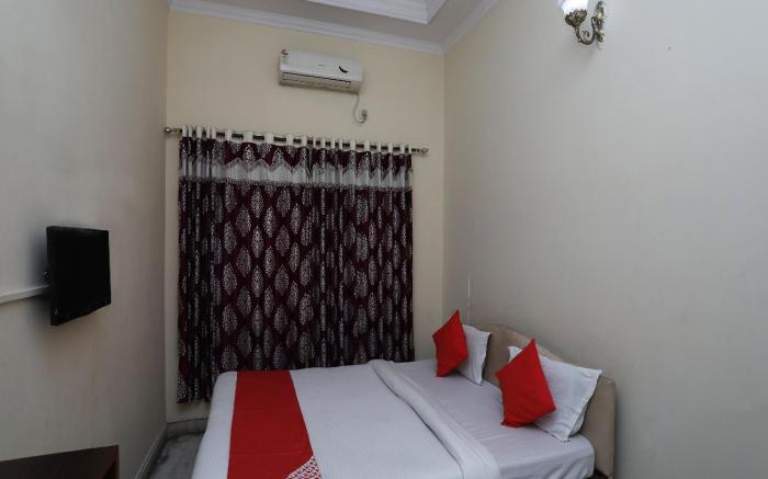OYO 2360 Hotel Raviz Inn