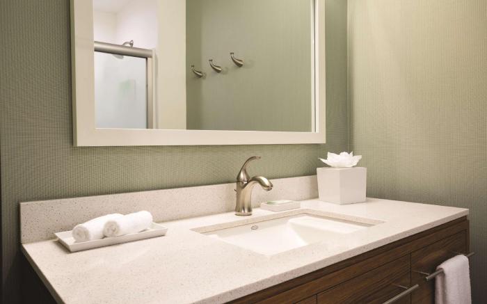 Home2 Suites by Hilton New York Long Island City