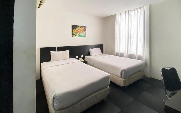 Urbanview Hotel Asyra Makassar