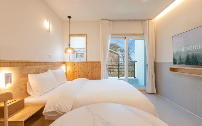 Gangneung Stay Gyeongpo 55