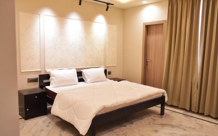 Apartment in Jaipur: The Regal Sanctum