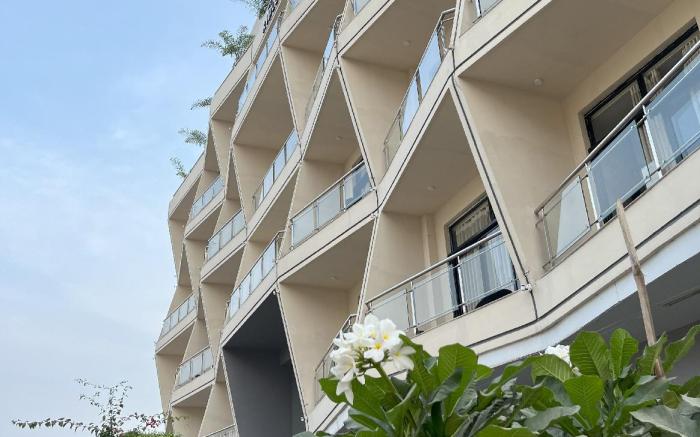 Hotel Ridley International