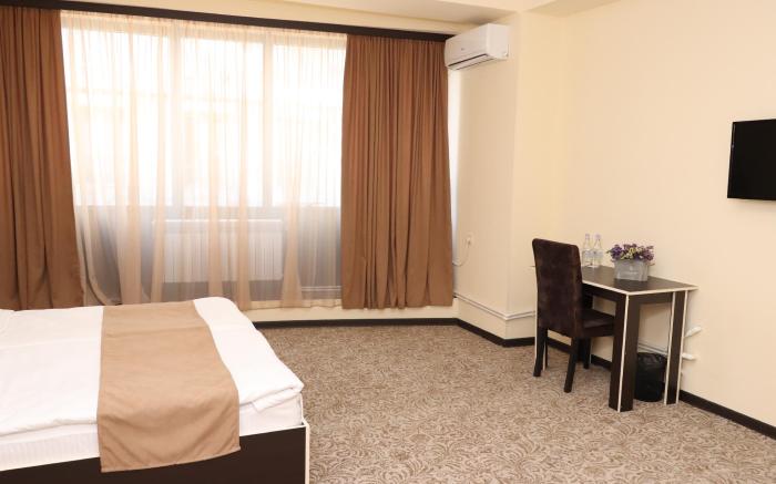 Yerevan Centre Hotel 