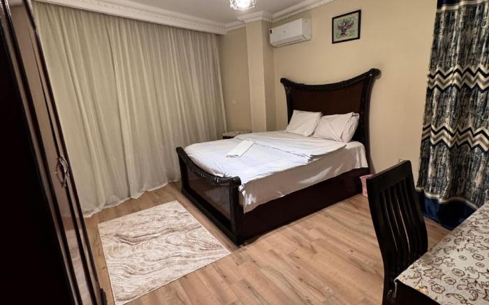 King Cheops pyramids view apartment 