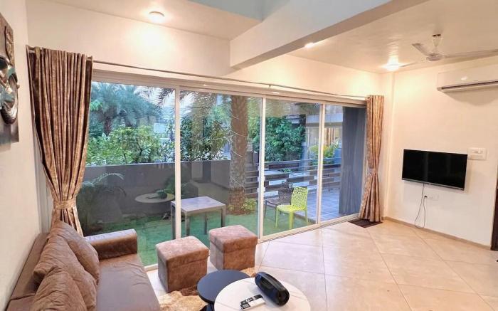 Scarlet 3BHK with Pvt Pool by Stellar Stays