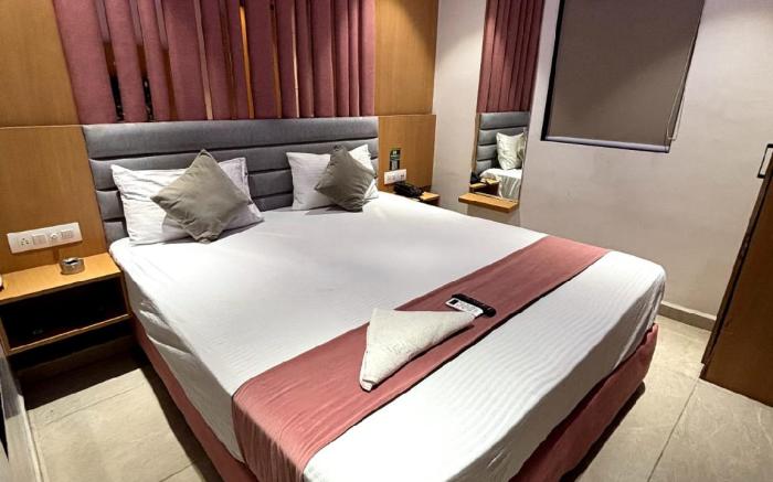Hotel Cozzy Palace