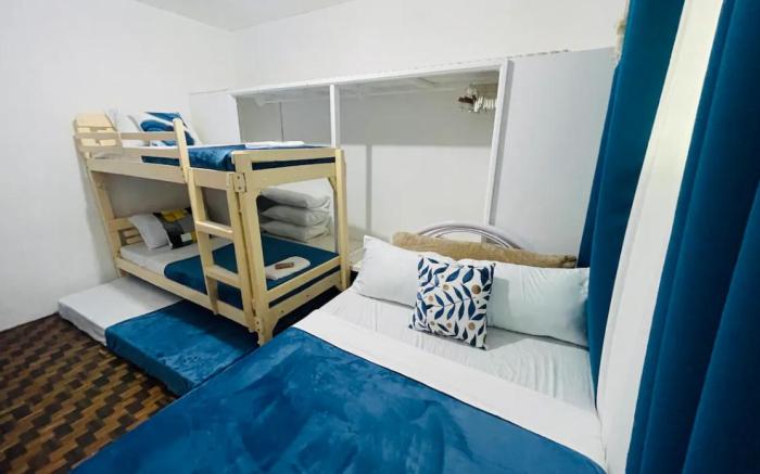 Durrani Cozyhouse 3 mins walk from the beach