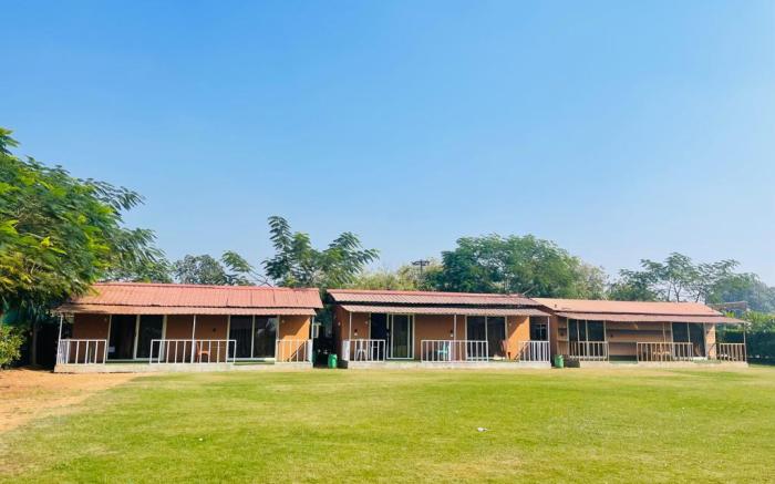 Jay Jaliyan Hotel And Resort LLP