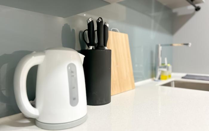 Mossaz ExecutiveStudio Pool Chill 21