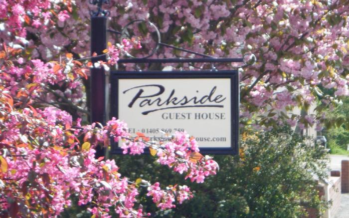 Parkside Guest House