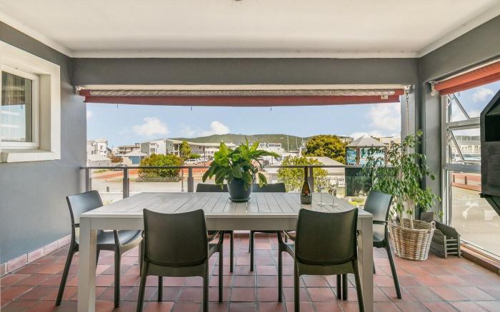 Waterfront Retreat- GR1