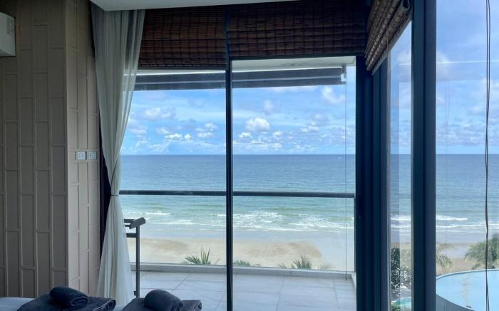 Panorama Seaview Suite (Escape Front)