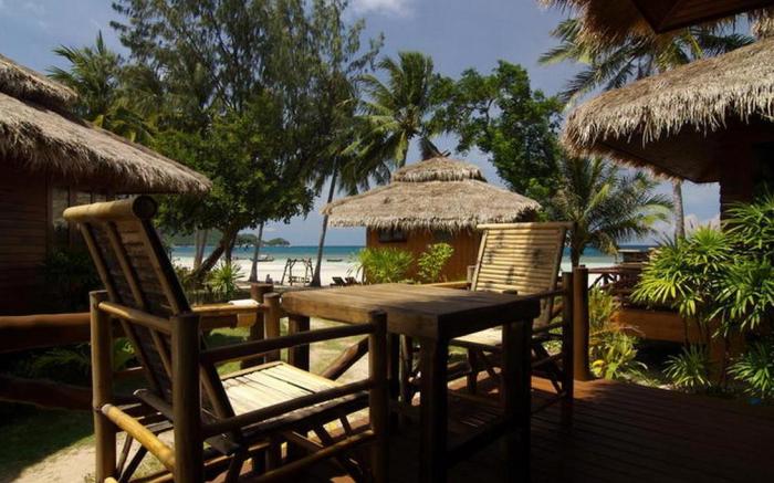 Palm Leaf Resort