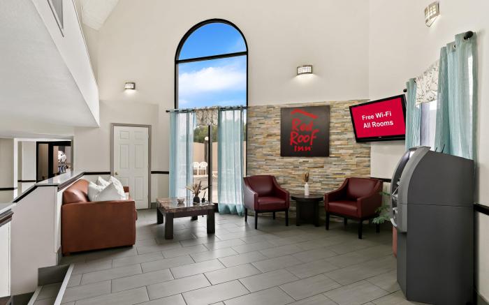 Red Roof Inn & Suites Duncan