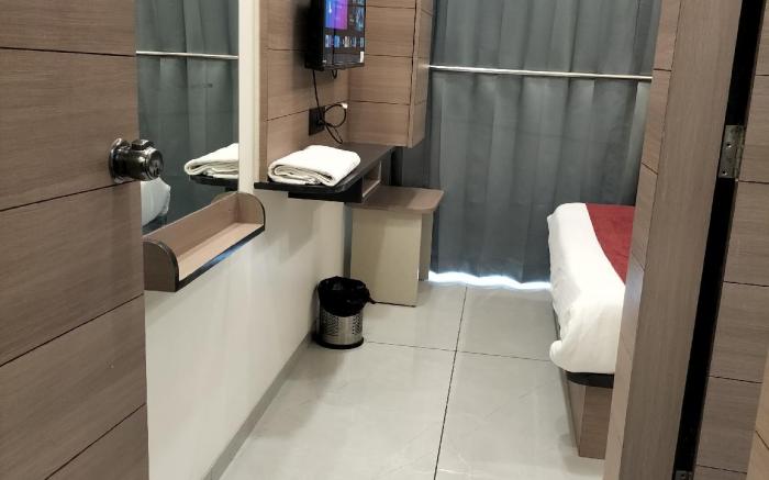 Hotel Paris Plaza