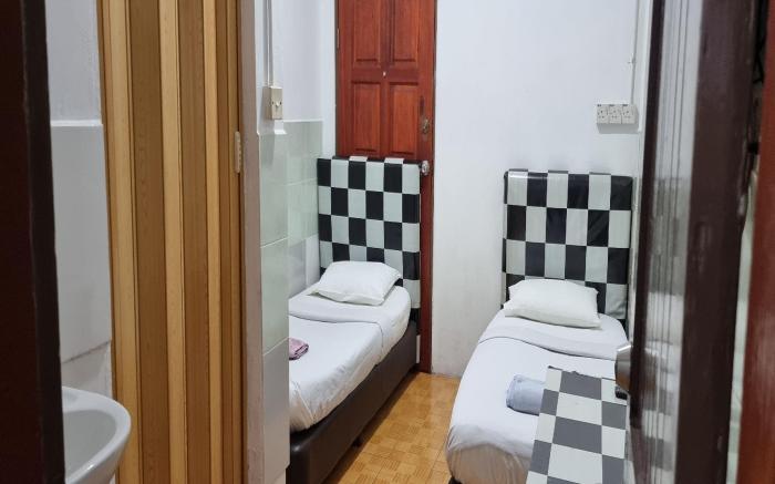 OYO 90972 Jj Homestay