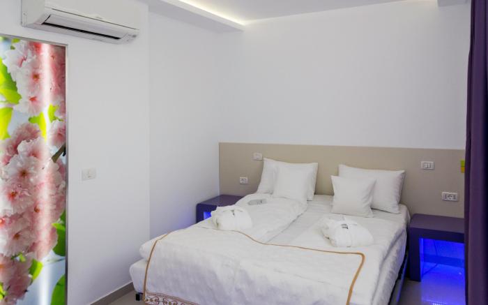 Hotel Christina Plus