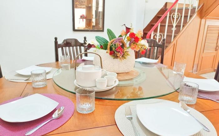 Entire Home | 5BR, 4BA - Sleeps 16