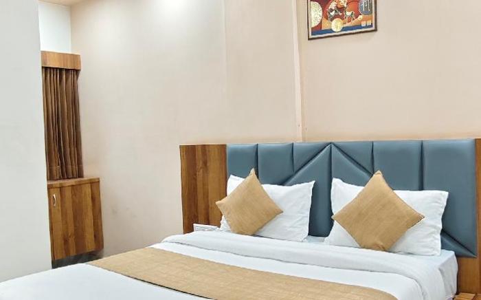 hotel neelkanth inn