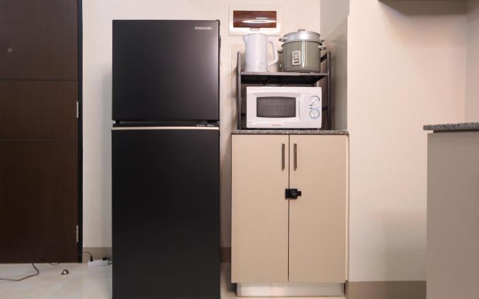 Cozy 2BR Condo w/ Parking | Walk to St. Lukes