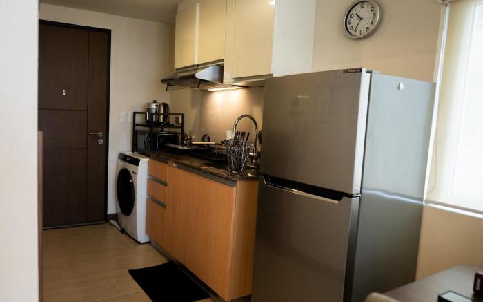 Elegant unit, fast wifi, near Makati Medical Centr