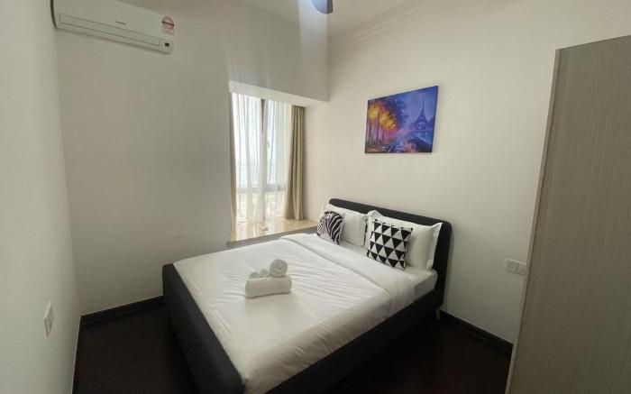 R&F Premium 2R2B Homestay By Wan Li