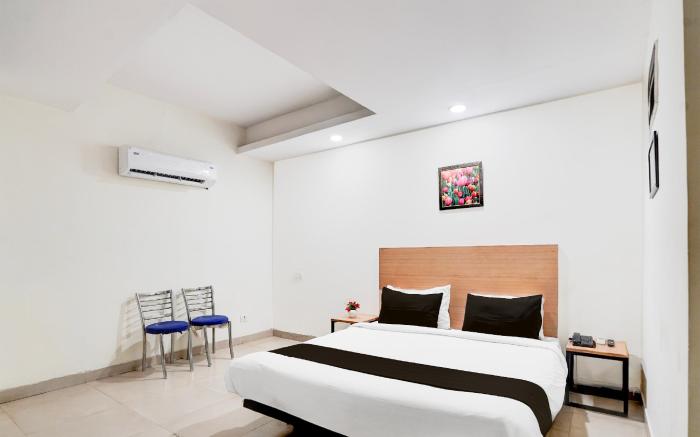 Super Townhouse Patparganj Near Max Super Speciality Hospital