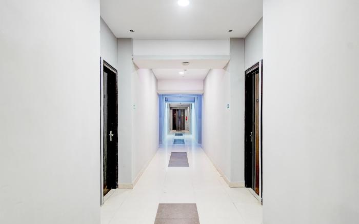 Super Townhouse Patparganj Near Max Super Speciality Hospital