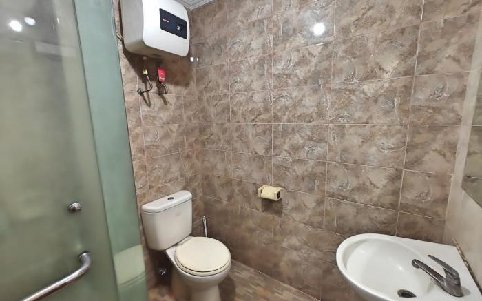 Large 3BR Cieumbuluit Apt Near PVJ & Ciwalk