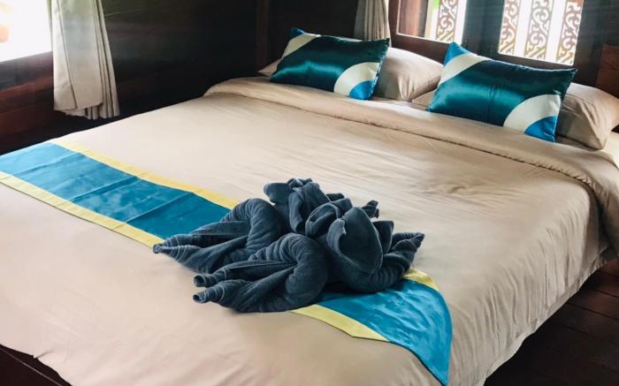 Khao Chi Chan Ruen Thai Resort