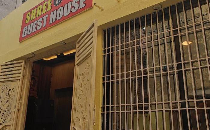 Shree p Guest House