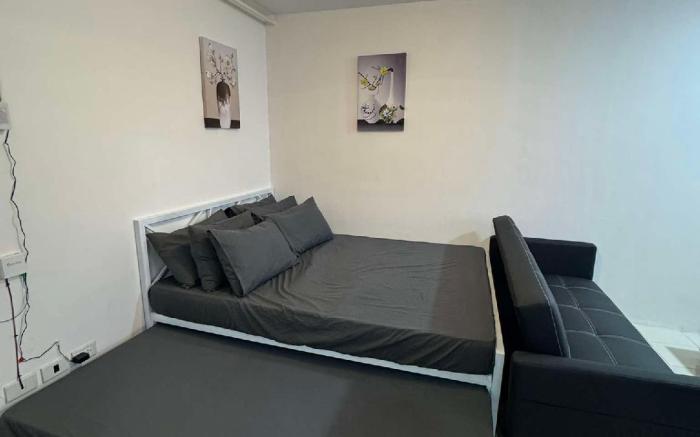 LUNA STAYCATION Cozy Condo near Enchanted Kingdom