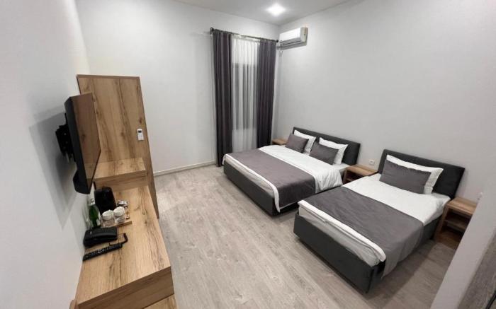 Rever Hotel