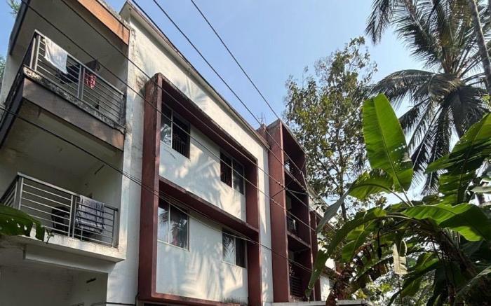 Collection O Calicut Near Calicut Medical College
