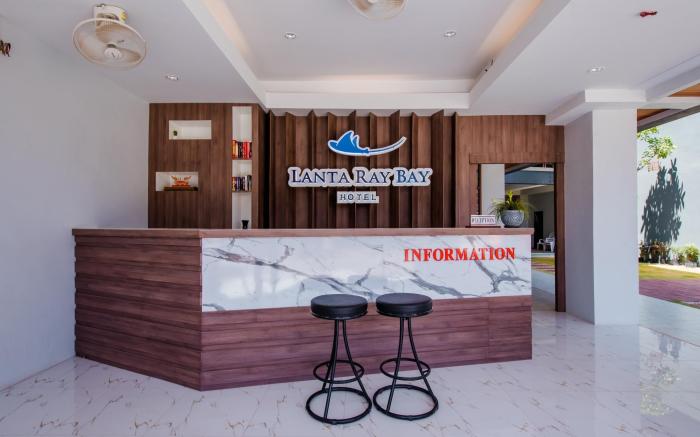 Lanta Ray Bay Hotel