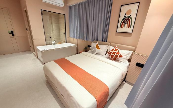 Hotel Fun Regency 