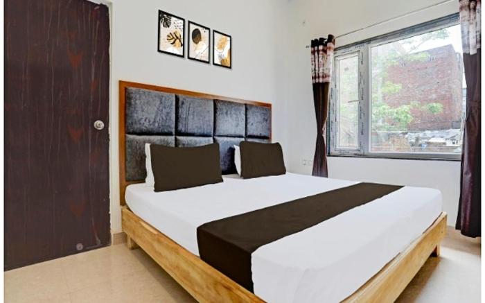 Goroomgo Abhivadya Gange , Varanasi