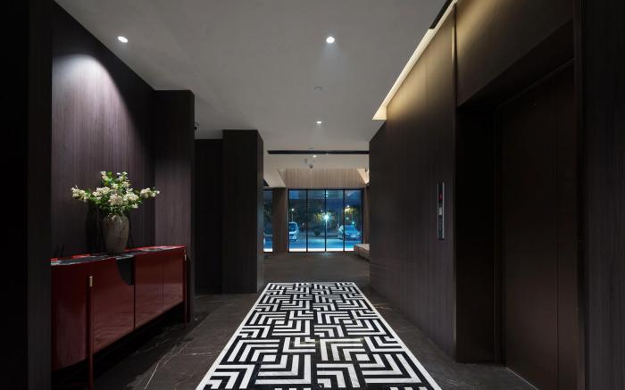 Charles hotel