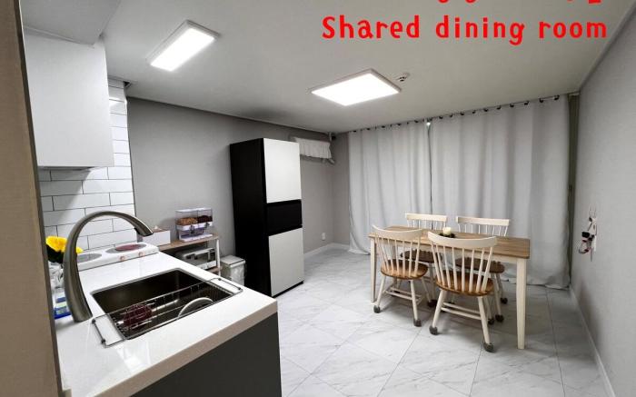 Dog-friendly forest walk accommodation Room 305