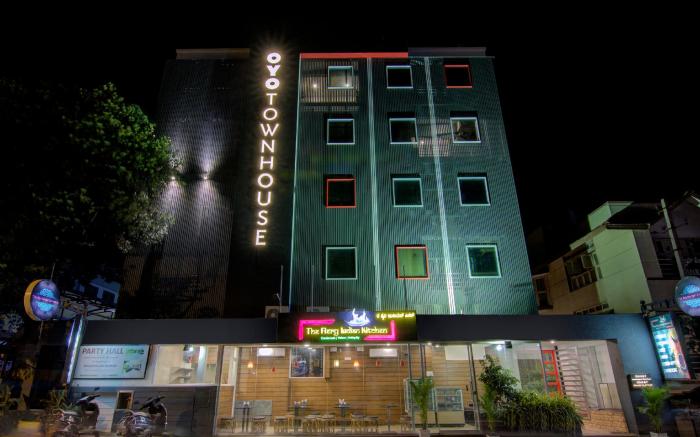 Townhouse Oak BMTC Bus Terminal
