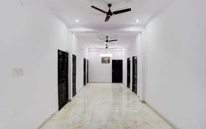 Super Hotel O Garden View Vrindavan Lucknow
