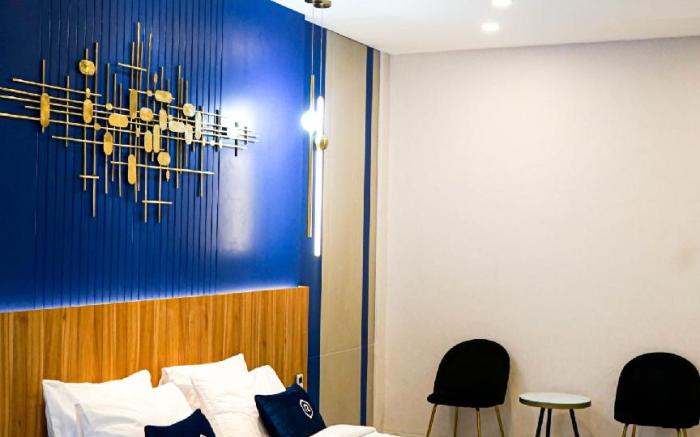 Rosalyne Sleepbox Stasiun Tugu