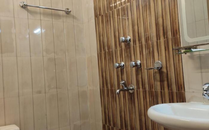 The Narayani Continental Hotel