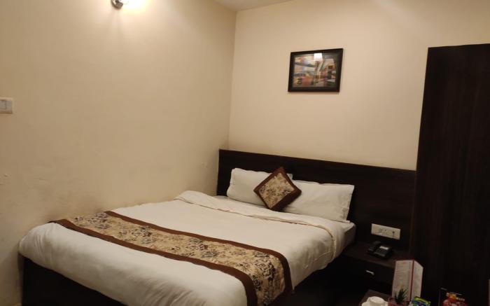 The Narayani Continental Hotel