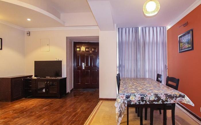 Retreat Service Apartment 